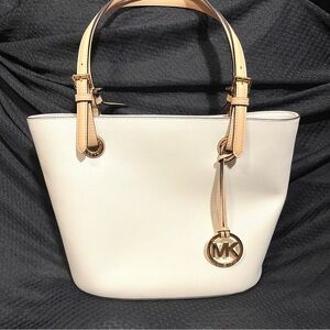 Michael Kors White Shoulder Bag